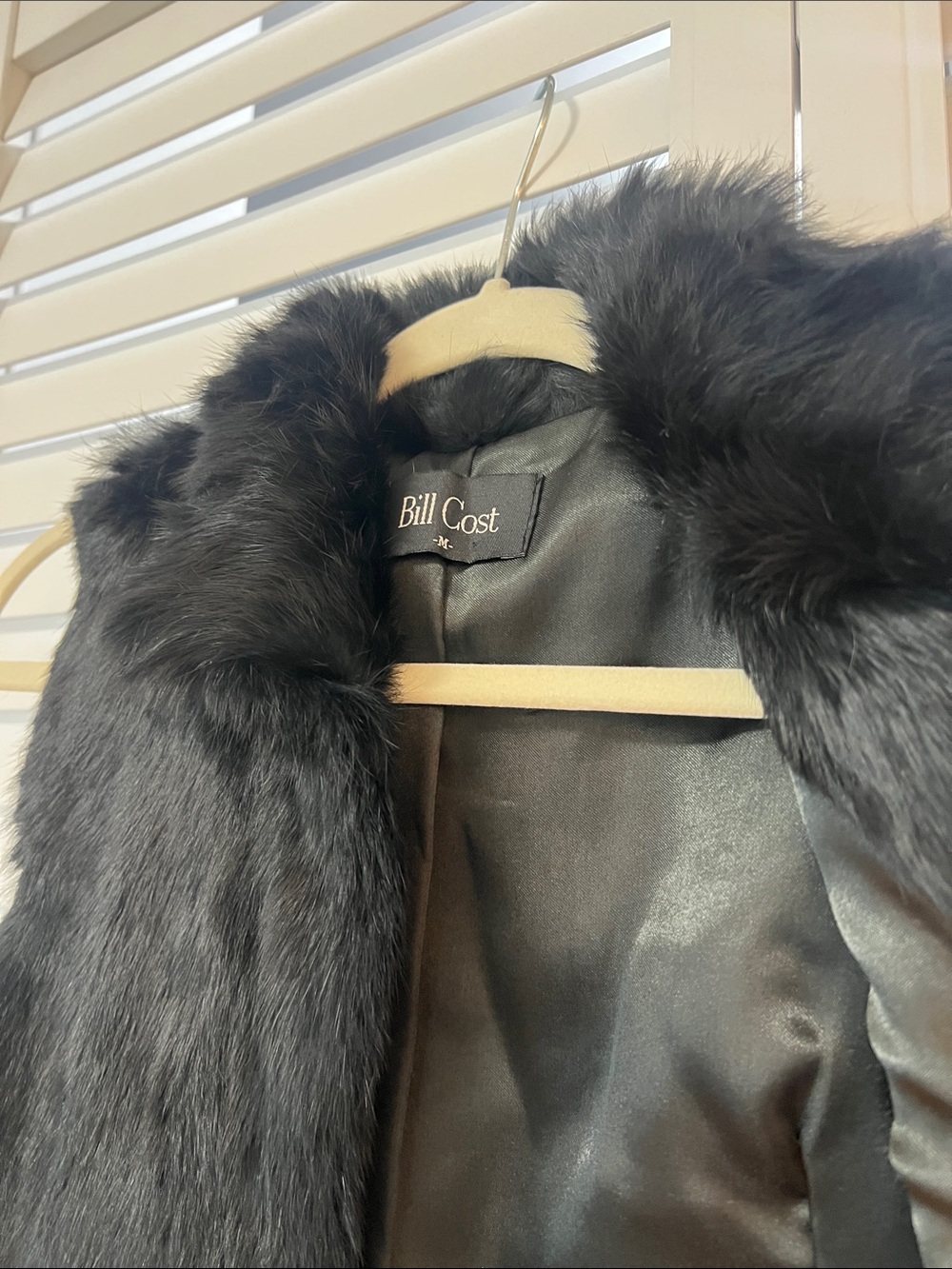 Black Rabbit Fur Vest - Picture 4 of 9